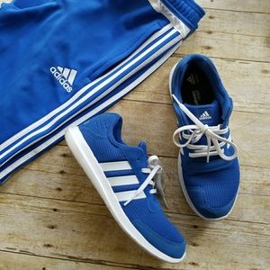 Blue Adidas running shoes sz 9.5